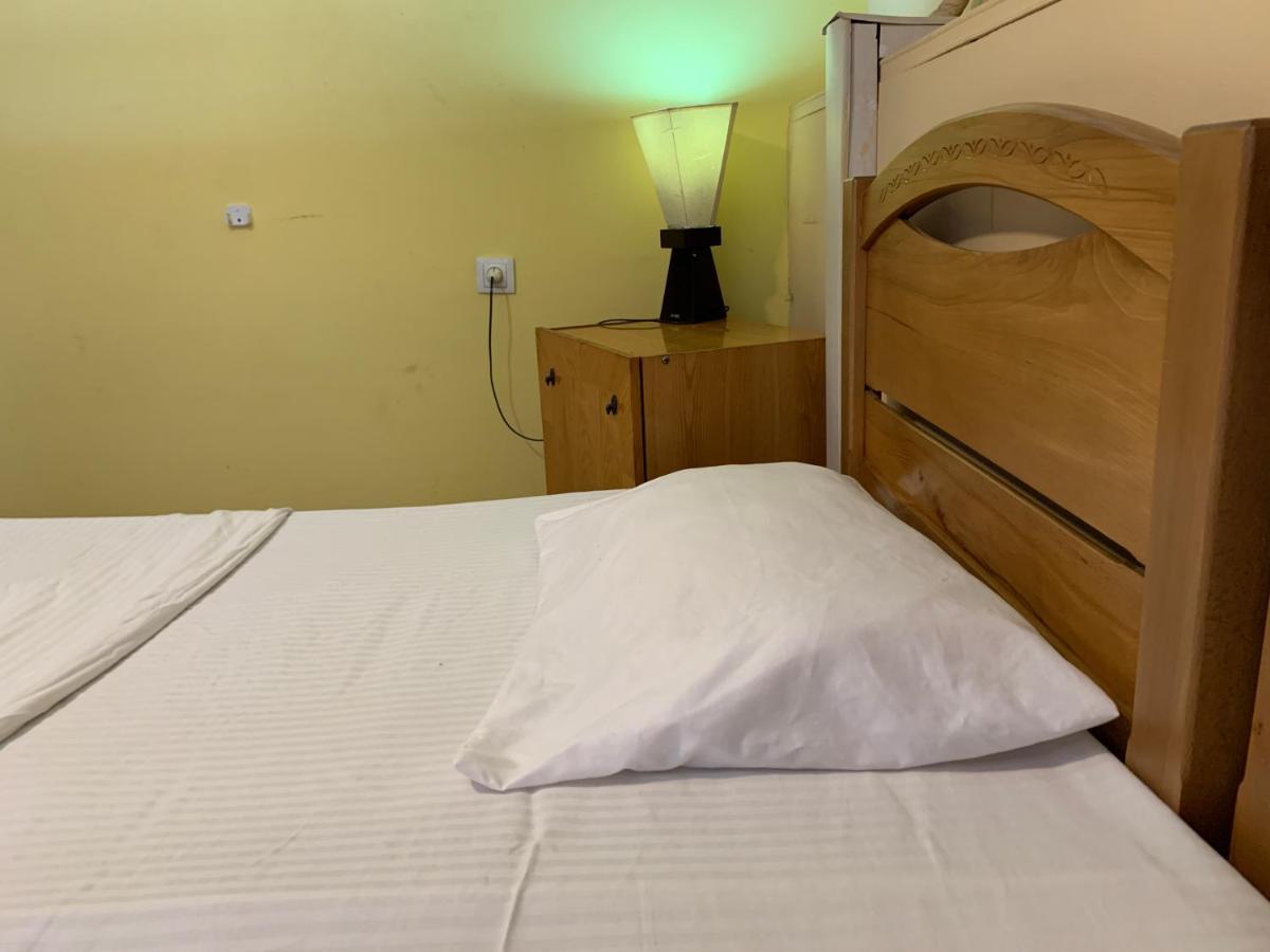 Home Stay Georgia Тбилиси Екстериор снимка