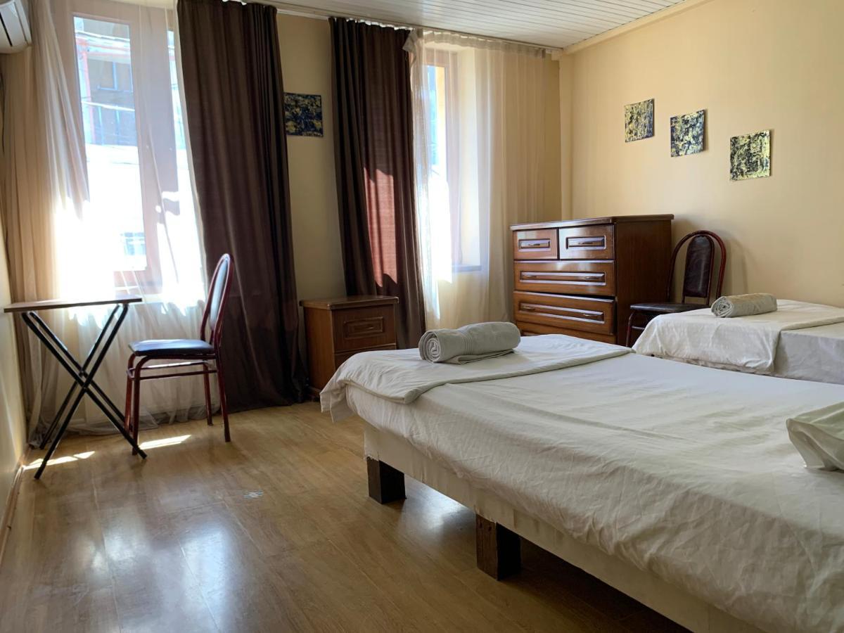 Home Stay Georgia Тбилиси Екстериор снимка