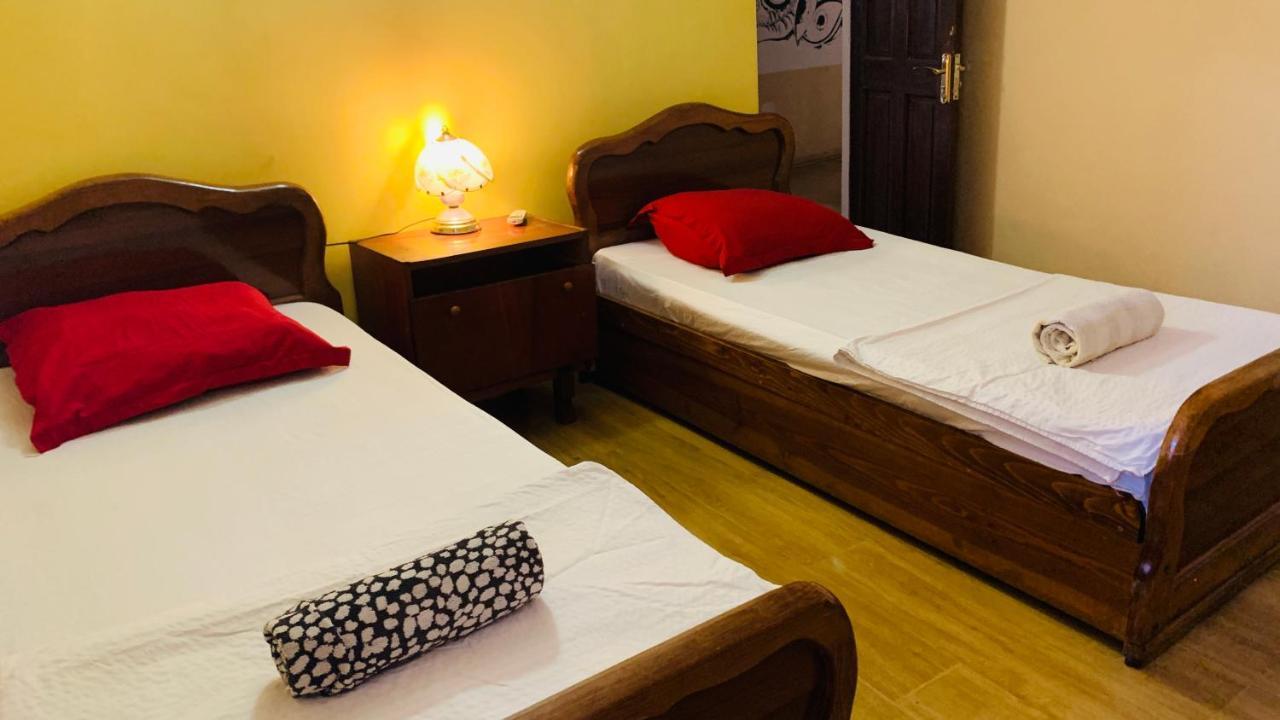 Home Stay Georgia Тбилиси Екстериор снимка