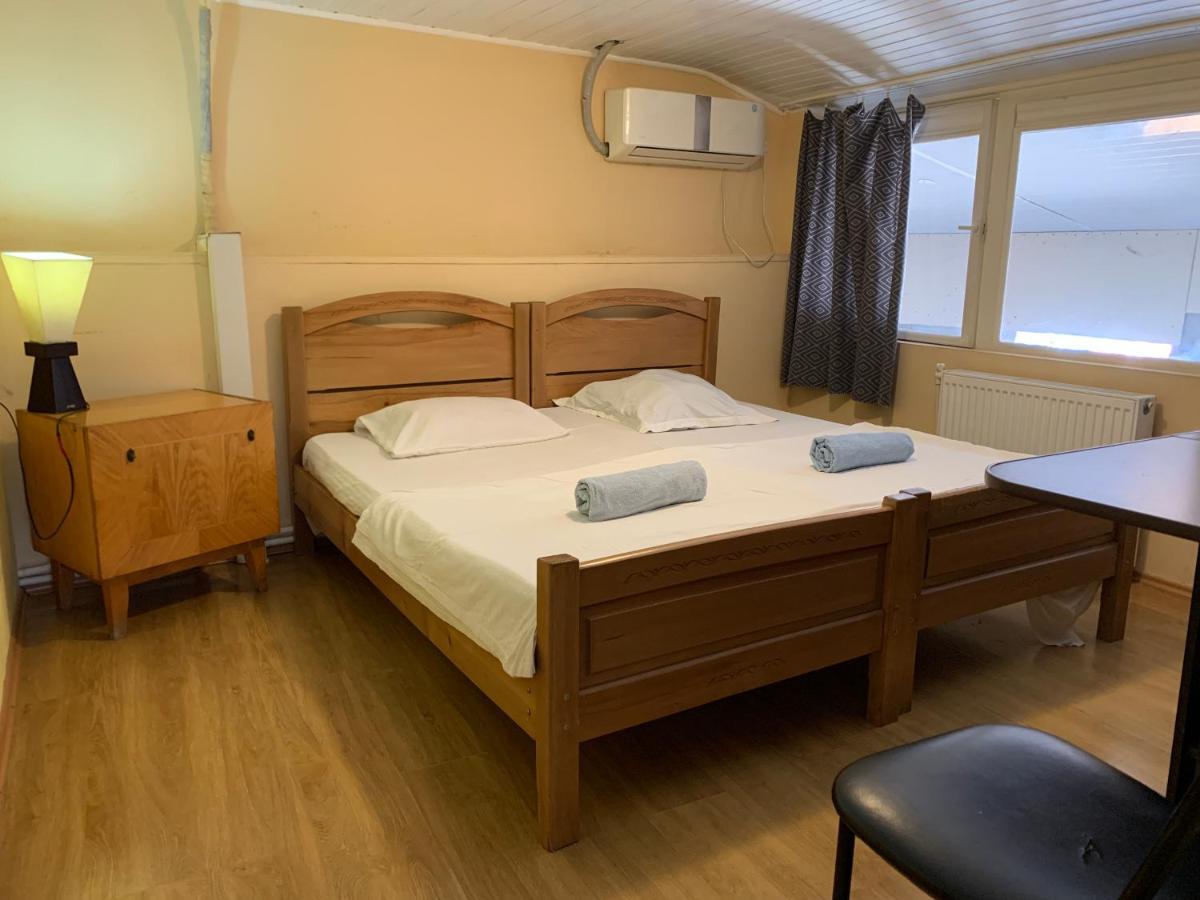 Home Stay Georgia Тбилиси Екстериор снимка
